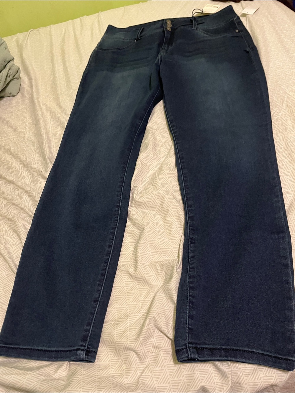 Wallflower Men’s Bootcut Jeans in Dark Blue Wash